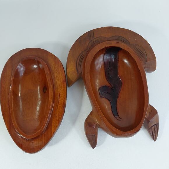 Hand Carved Wooden Frog Figure Trinket Box - Picture 5 of 7